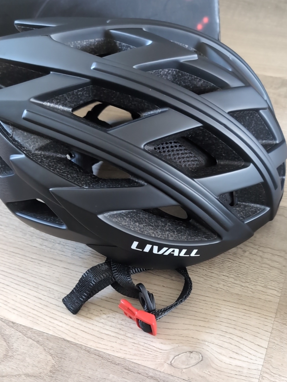 Matte Black Smart Cycling Helmet